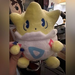 Togepi plushie AUTHENTIC ❤️🩵